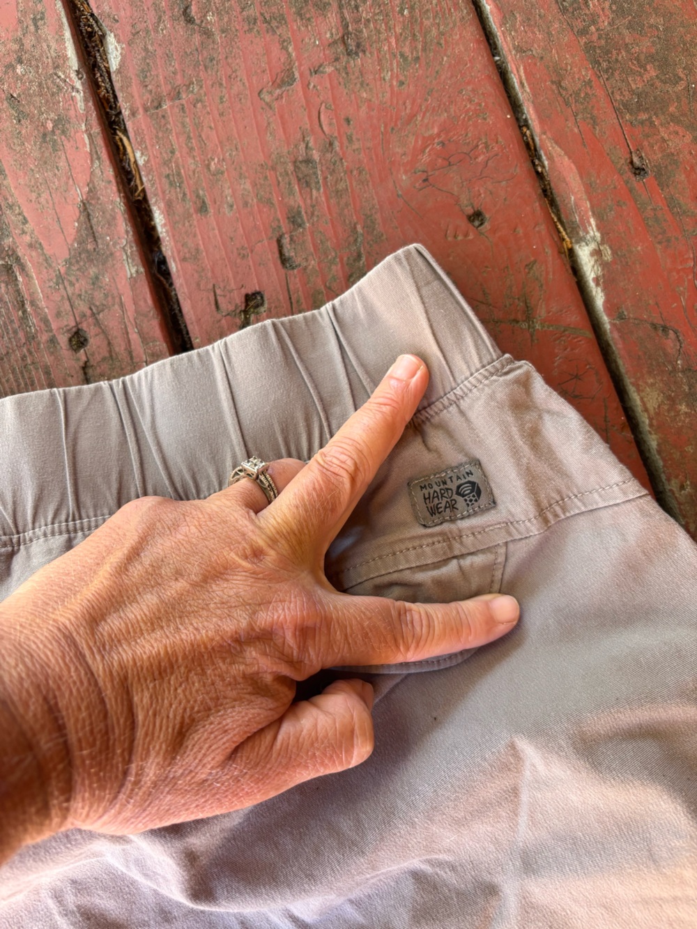 Mountain Hardwear Pants - Picture 6 of 7
